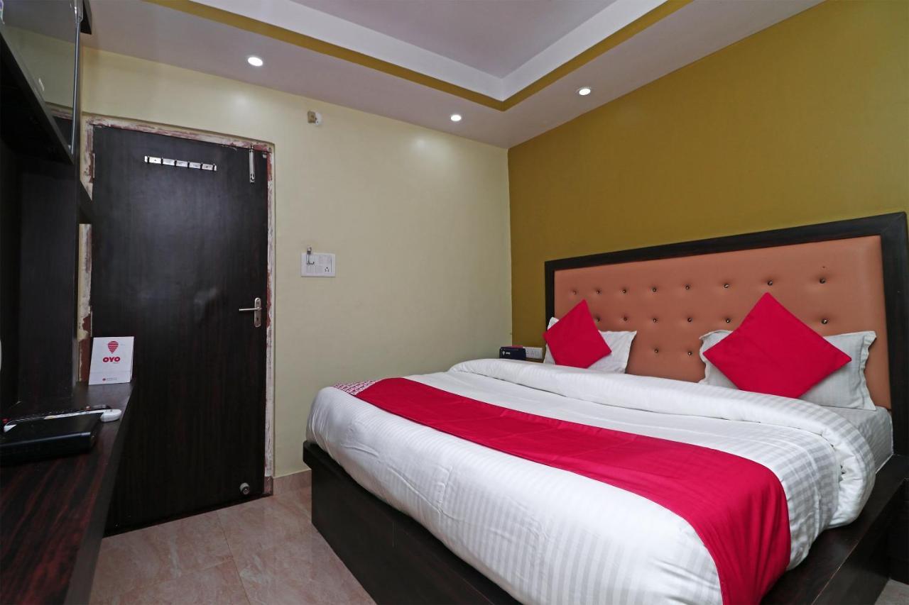 Oyo 15169 Hotel Rk Inn ラクナウ エクステリア 写真