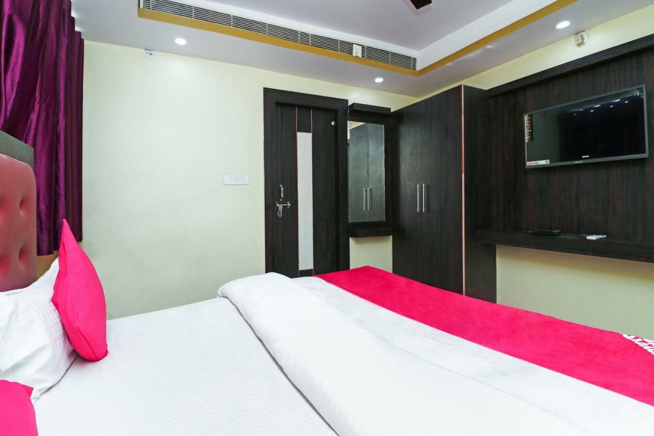 Oyo 15169 Hotel Rk Inn ラクナウ エクステリア 写真